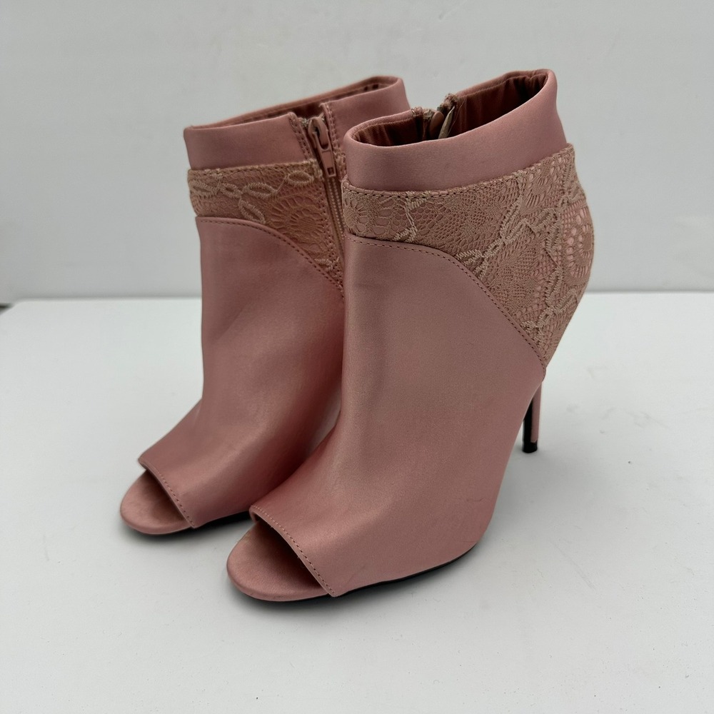 Women Coquette Blush Pink Satin Lace Peep Toe Stiletto Ankle Booties Size 8 Glam